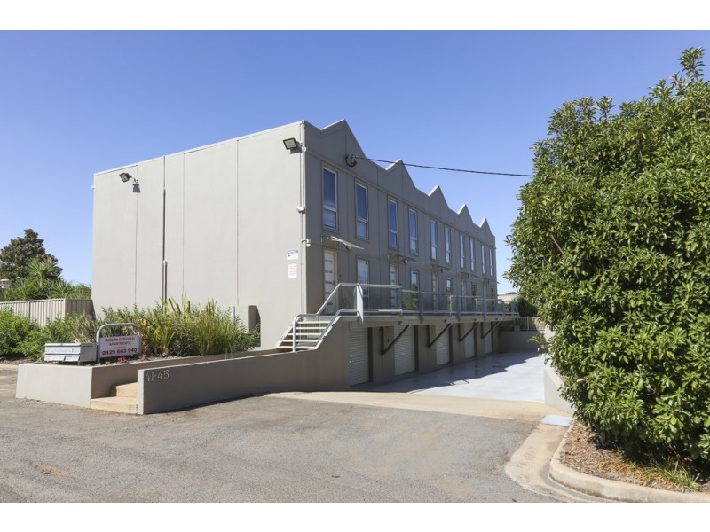 41-45 Couch Road, Griffith NSW 2680