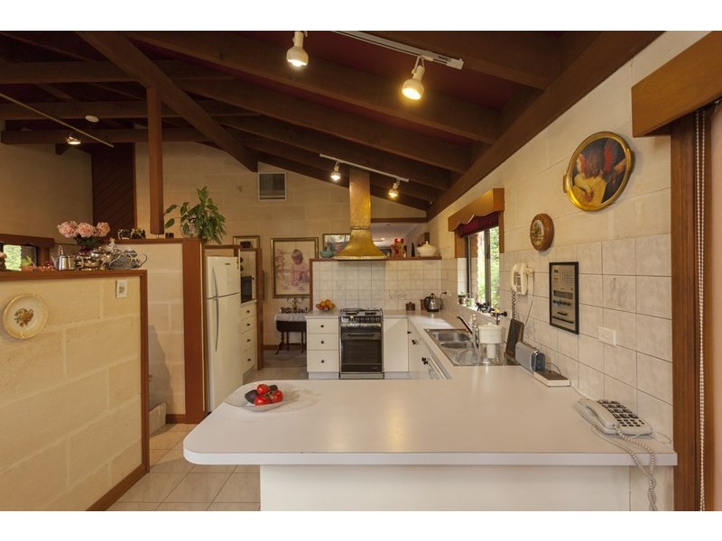 6 Harnett Place, Griffith NSW 2680