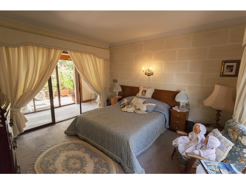 6 Harnett Place, Griffith NSW 2680