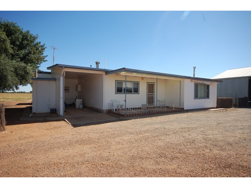 Farm 116 Hanwood, Griffith NSW 2680