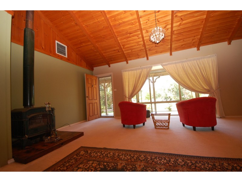 31 McAlister Street, Darlington Point NSW 2706