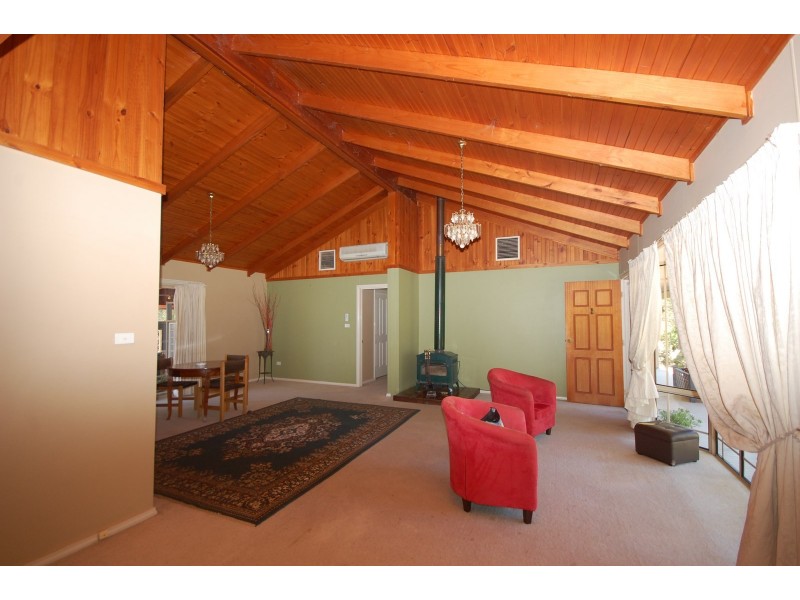 31 McAlister Street, Darlington Point NSW 2706