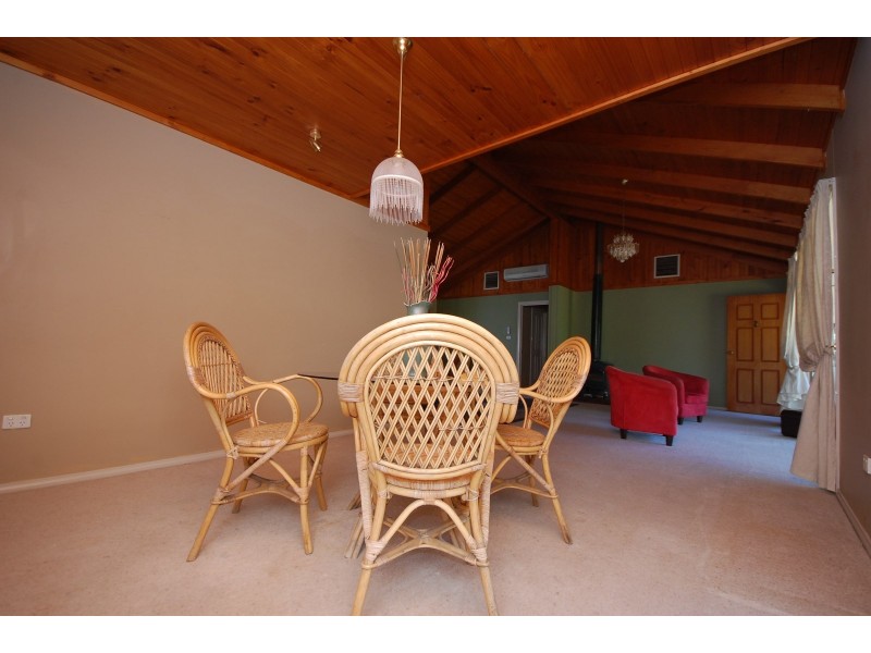31 McAlister Street, Darlington Point NSW 2706