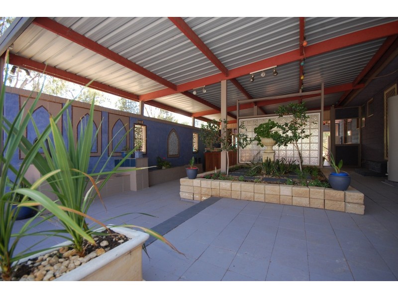 31 McAlister Street, Darlington Point NSW 2706