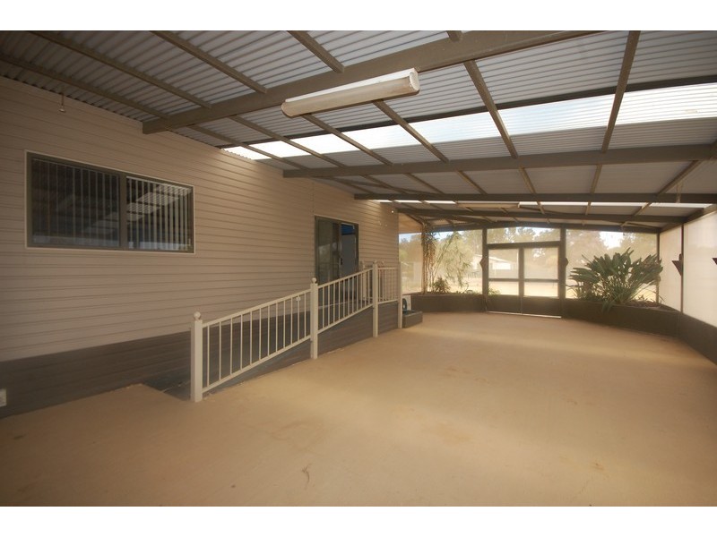 22-28 Lachlan Street, Hillston NSW 2675