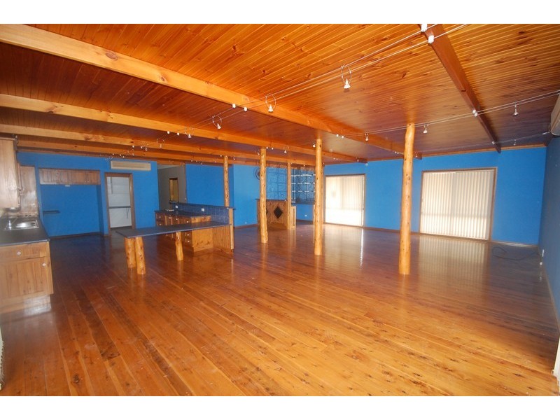 22-28 Lachlan Street, Hillston NSW 2675