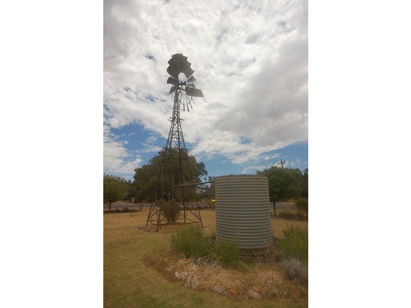 22-28 Lachlan Street, Hillston NSW 2675