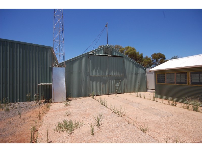 2-10 McGregor Street, Hillston NSW 2675