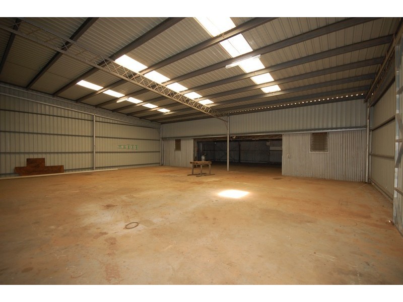 2-10 McGregor Street, Hillston NSW 2675