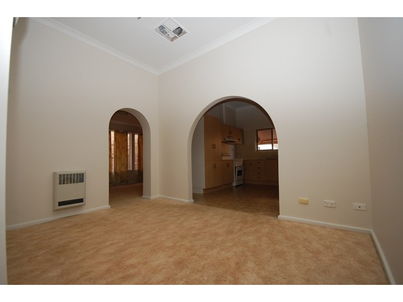 281 Wakaden Street, Griffith NSW 2680