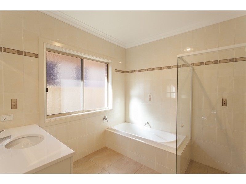 118 Hillam Drive, Griffith NSW 2680