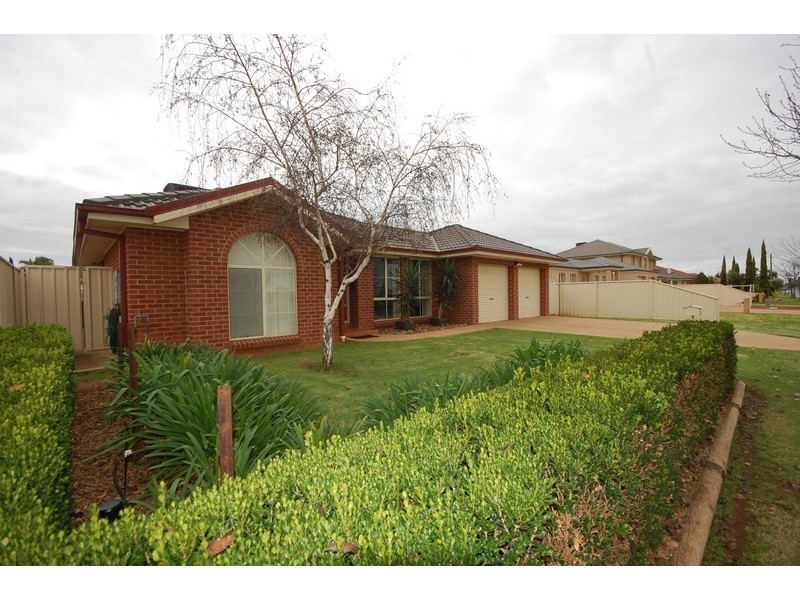 37 Foreshaw Avenue, Griffith NSW 2680