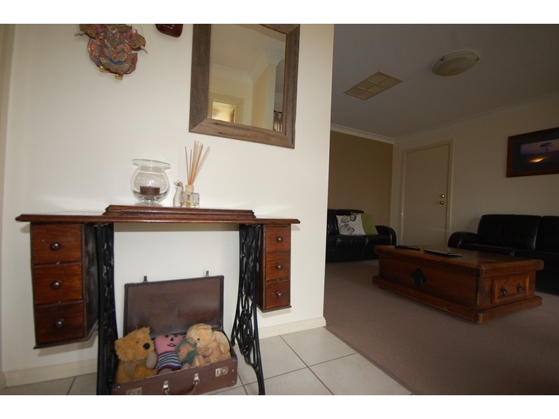 37 Foreshaw Avenue, Griffith NSW 2680