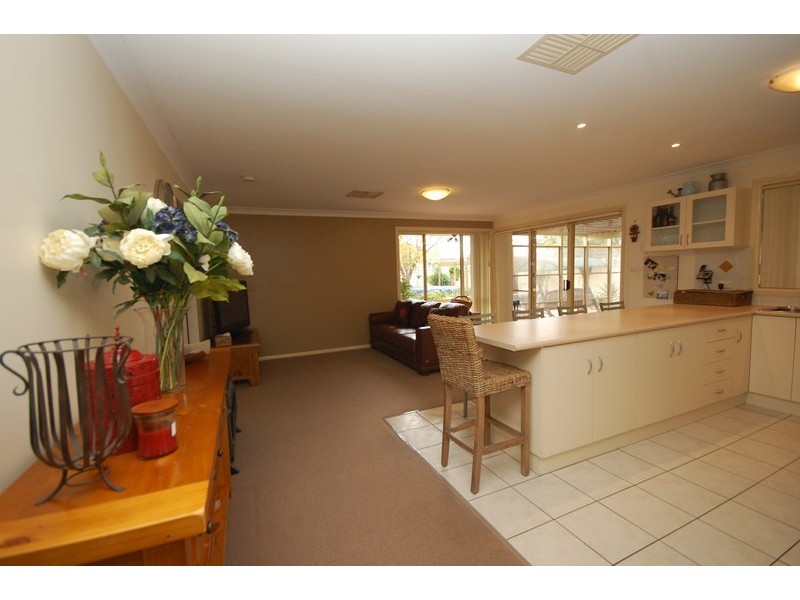 37 Foreshaw Avenue, Griffith NSW 2680