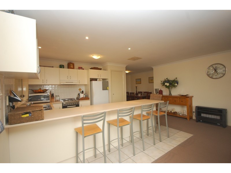 37 Foreshaw Avenue, Griffith NSW 2680