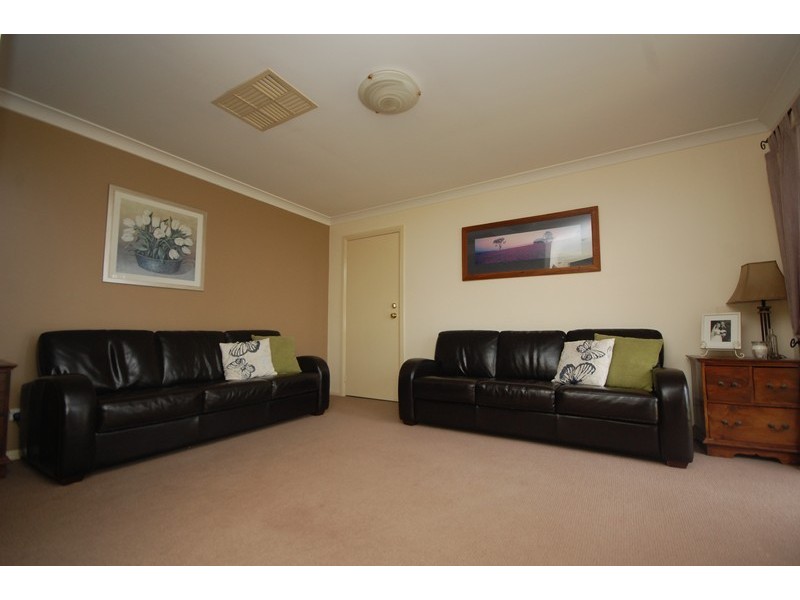 37 Foreshaw Avenue, Griffith NSW 2680