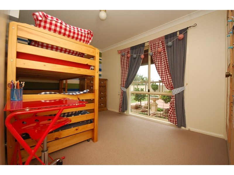 37 Foreshaw Avenue, Griffith NSW 2680