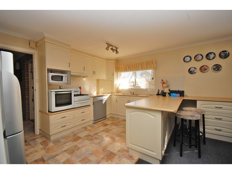 10 Bellbird Street, Coleambally NSW 2707