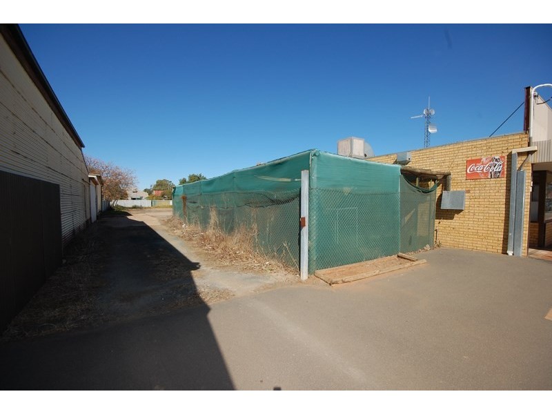 172 High Street, Hillston NSW 2675