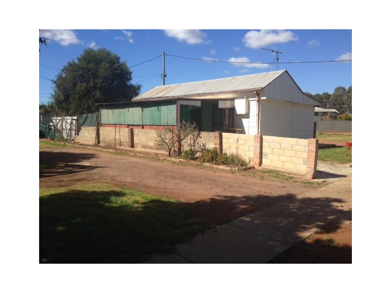 82 Binya St/ 3 Beale Street, Griffith NSW 2680