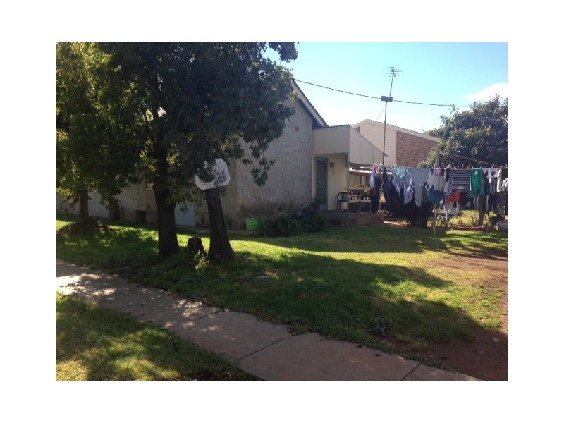 82 Binya St/ 3 Beale Street, Griffith NSW 2680