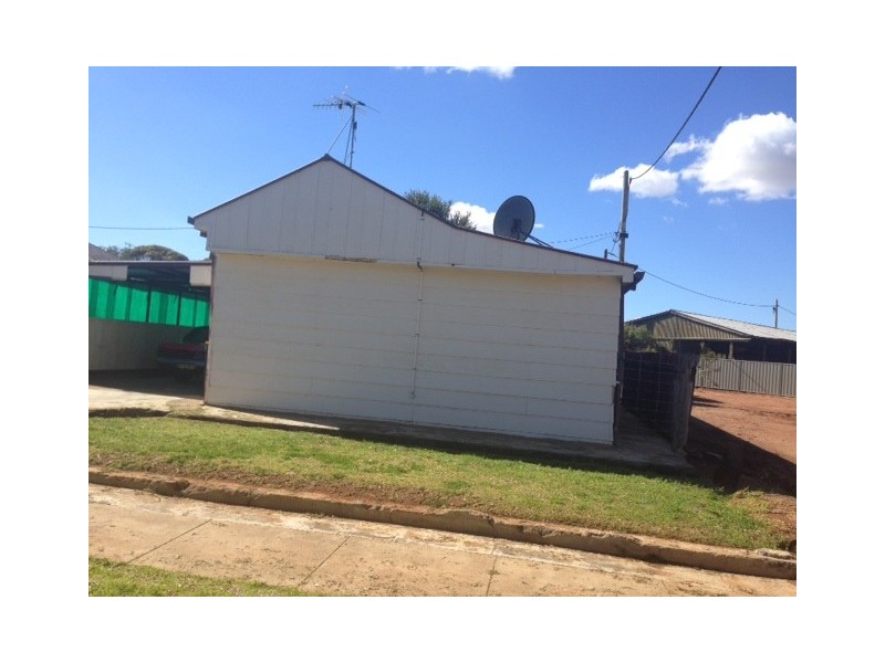 82 Binya St/ 3 Beale Street, Griffith NSW 2680