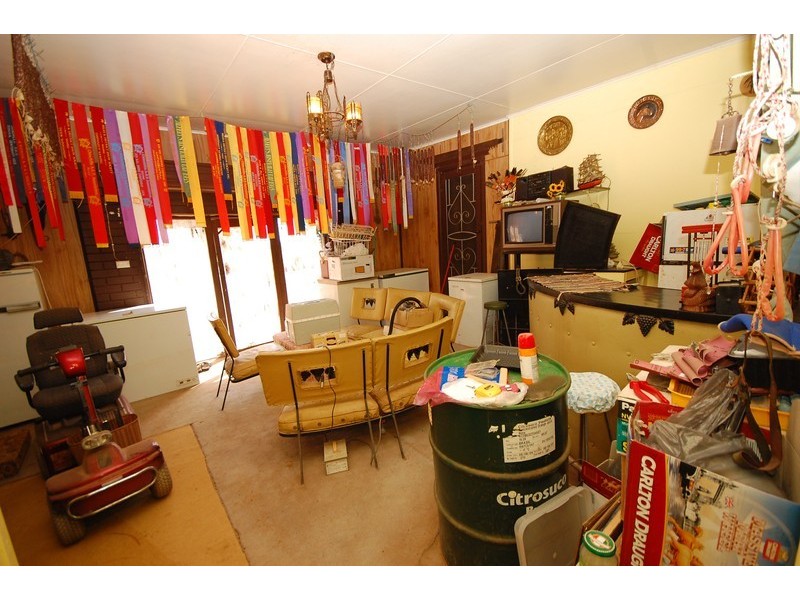 2305 Whitton Rd, Darlington Point NSW 2706