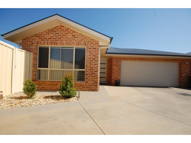 18d Summers Street, Griffith NSW 2680