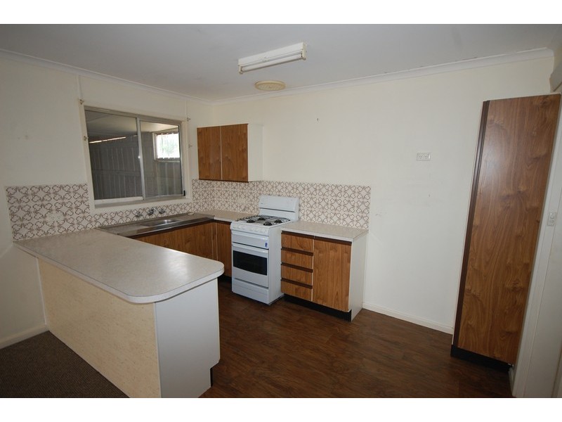 37 Leaver Street, Yenda NSW 2681