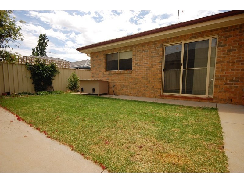73 Nelson Drive, Griffith NSW 2680
