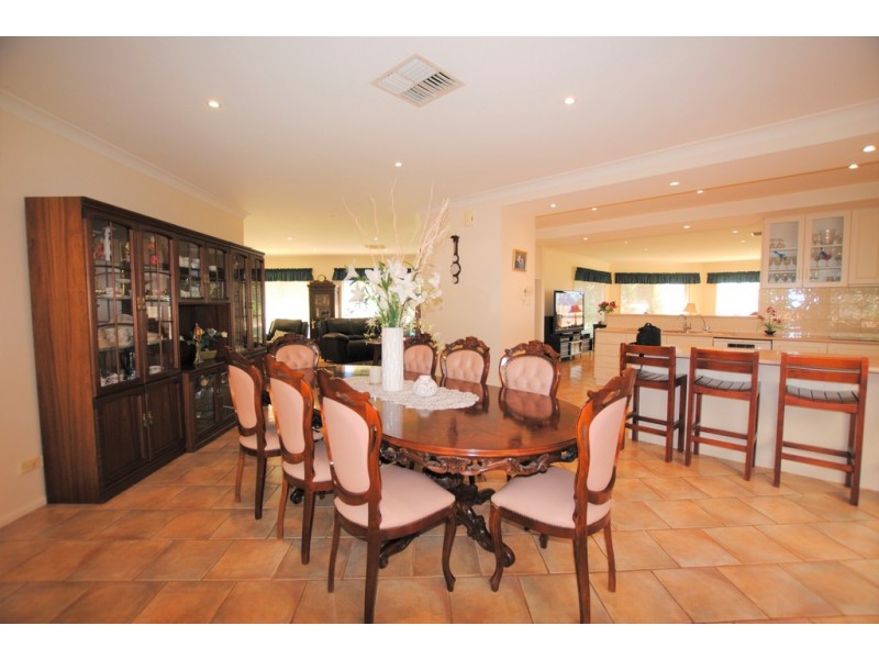 2 Violi Drive, Lake Wyangan NSW 2680