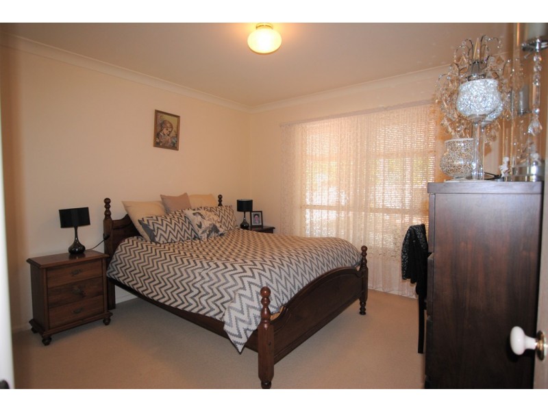 2 Violi Drive, Lake Wyangan NSW 2680