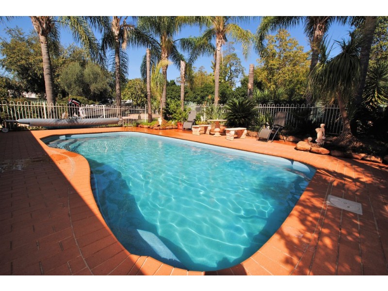 2 Violi Drive, Lake Wyangan NSW 2680