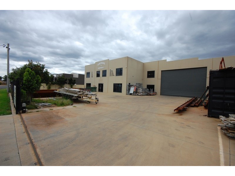 18 ALTIN STREET, Griffith NSW 2680