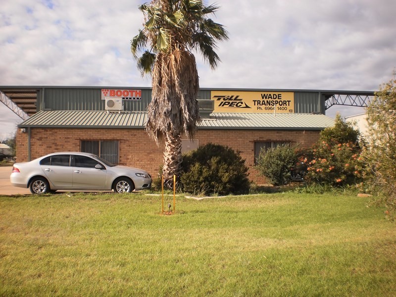 Wade Transport, Griffith NSW 2680