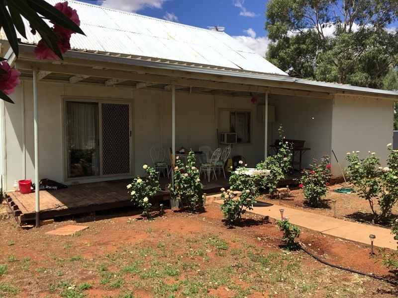 27 Devon Street, Merriwagga NSW 2652