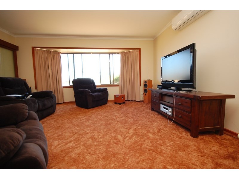 7 Railway Parade, Yenda NSW 2681