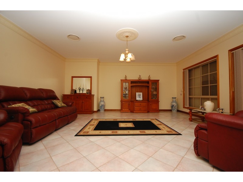 40 Waugh Street, Griffith NSW 2680