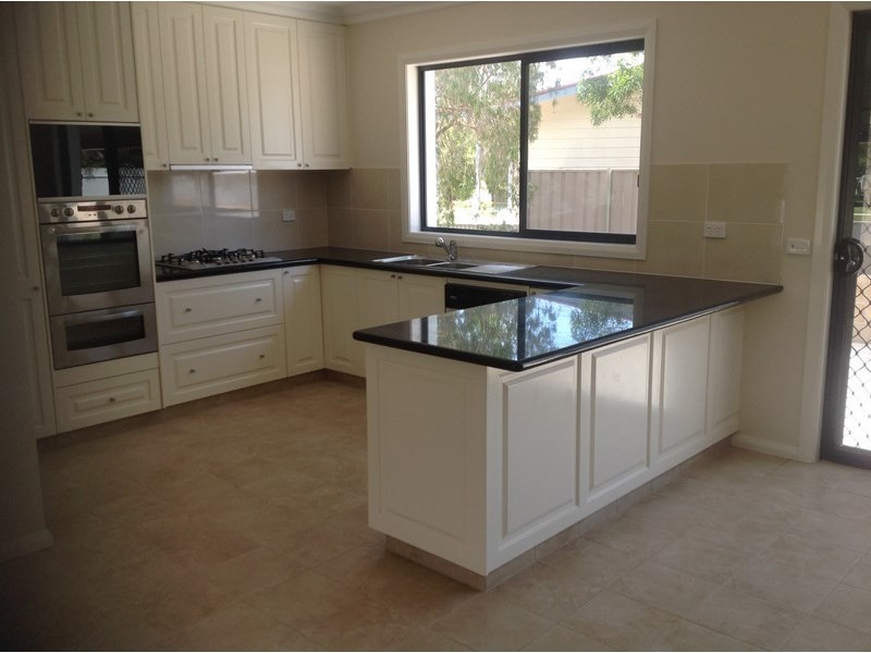 35 Currawong Crescent, Coleambally NSW 2707