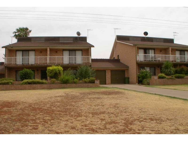 1/124 Kookora, Griffith NSW 2680