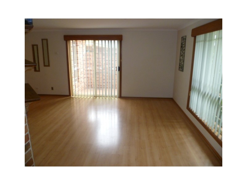 1/4 Gunbar Street, Griffith NSW 2680