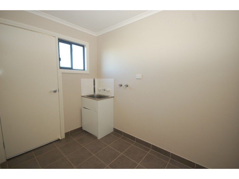 14 Barwidgee Blvd, Darlington Point NSW 2706