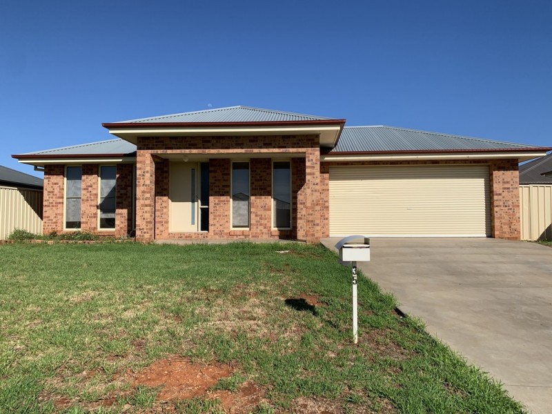 35 Tucker Street, Griffith NSW 2680