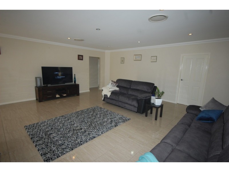 28 Gillmartin Road, Griffith NSW 2680