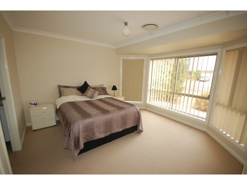 28 Gillmartin Road, Griffith NSW 2680