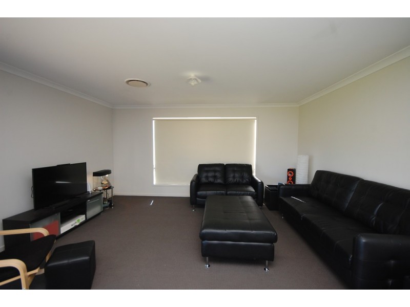 8 Alex Court, Griffith NSW 2680