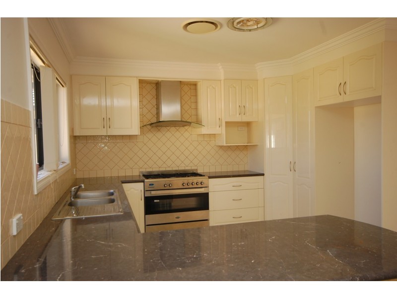 16 Summers Street, Griffith NSW 2680