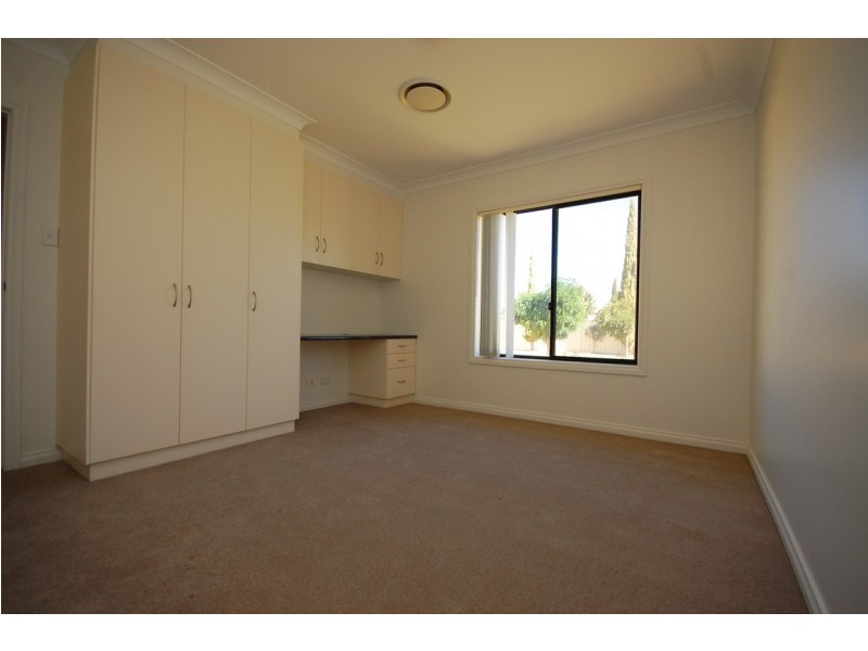 16 Summers Street, Griffith NSW 2680