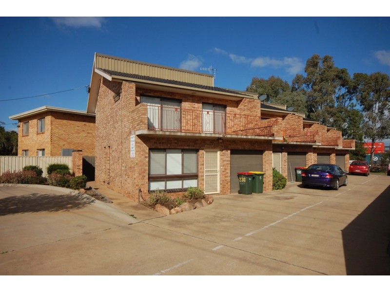 4/230 Wakaden Street, Griffith NSW 2680