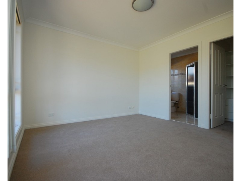16 Summers Street, Griffith NSW 2680